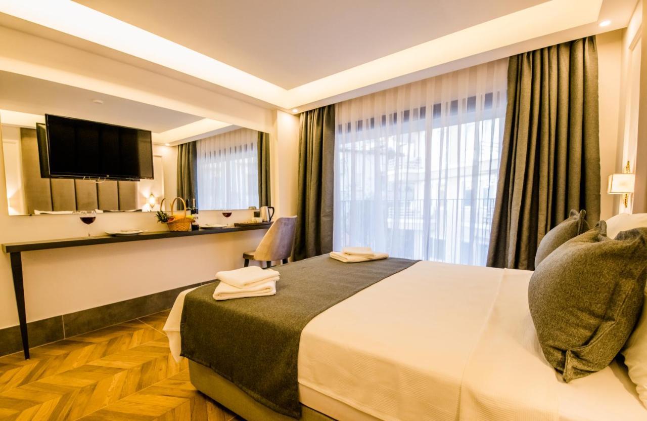 Fly Hotel